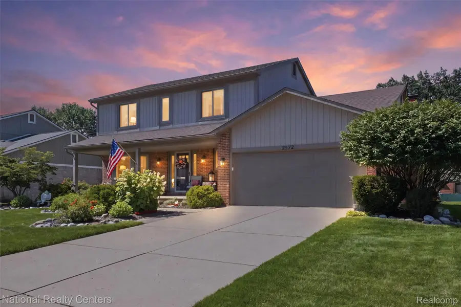 34436 Marina Court, Westland, MI 48185 - #2