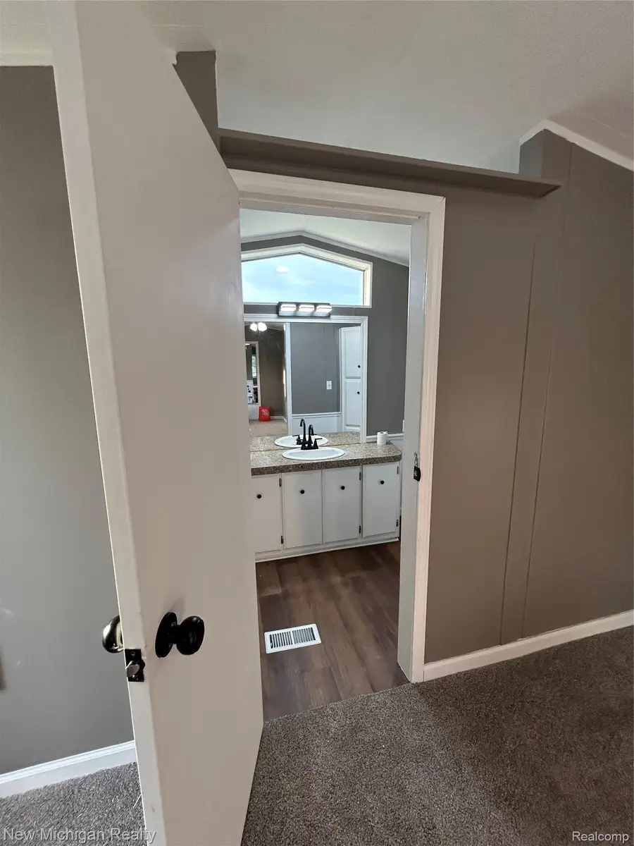 2035 Marmoor Drive, Utica, MI 48317 - #2