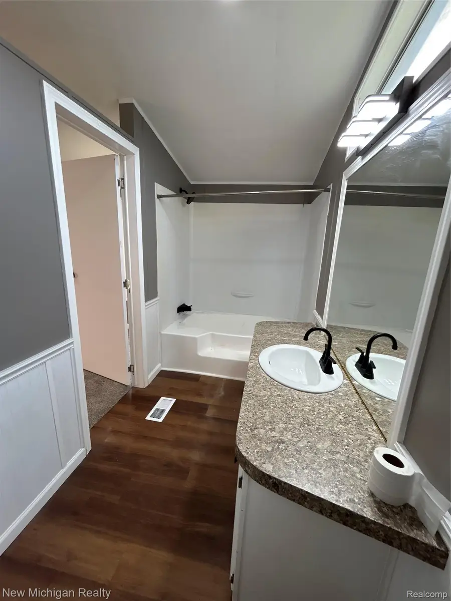 2035 Marmoor Drive, Utica, MI 48317 - #3