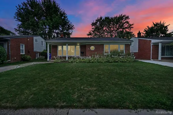 31335 Slumber Lane, Fraser, MI 48026