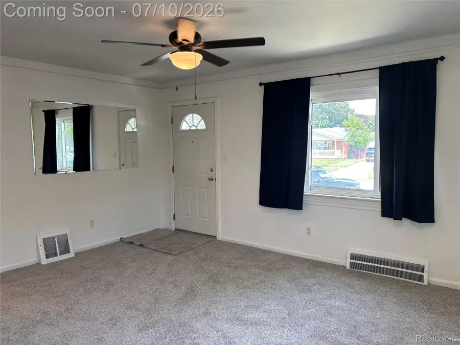 17588 Quarry Street, Riverview, MI 48193 - #2