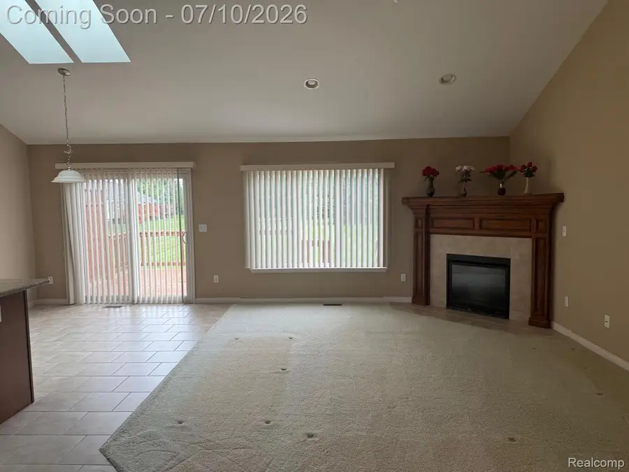 49329 Village Pointe Drive, Utica, MI 48315 - #3