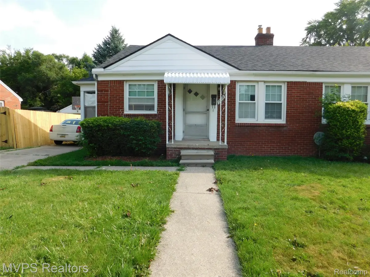 18557 Roscommon Street, Harper Woods, MI 48225 - #1