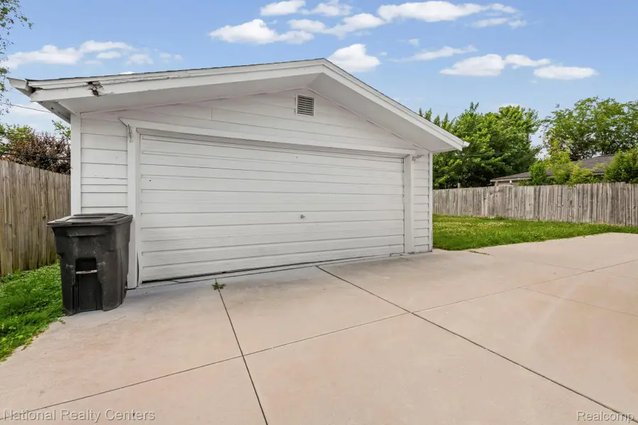 11146 Superior Avenue, Warren, MI 48089 - #3