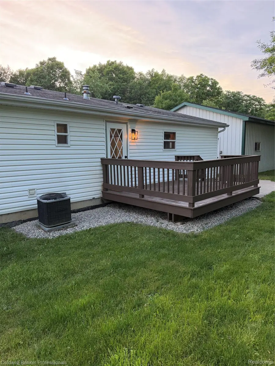 24 Springer Lane, Attica, MI 48412 - #3