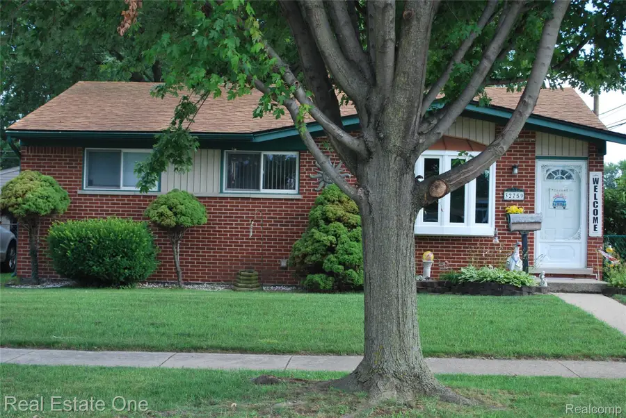32759 Birchwood Street, Westland, MI 48186 - #3
