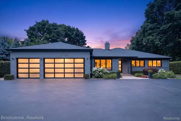 2700 Middlebelt Road, WestBloomfield, MI 48324