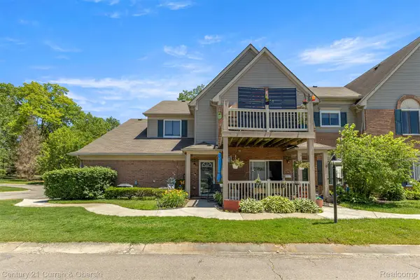 366 Marigold Circle, Westland, MI 48185