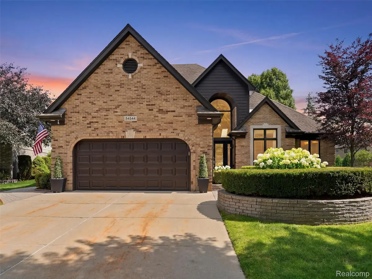 54544 Waubay Drive, Macomb, MI 48042 - #1