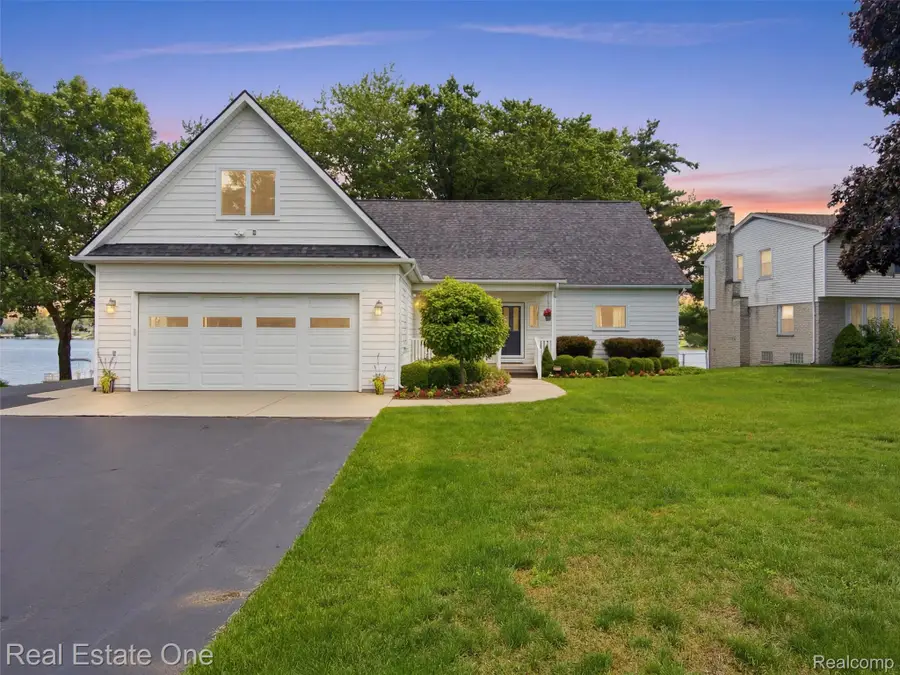 9400 Sashabaw Road, Clarkston, MI 48348 - #3