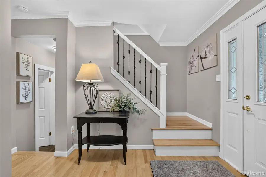 2125 Avoncrest Drive, Rochester Hills, MI 48309 - #3