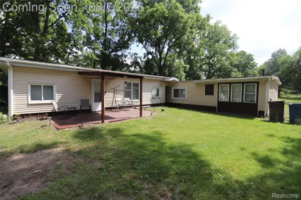 17963 Martinsville Road, Belleville, MI 48111