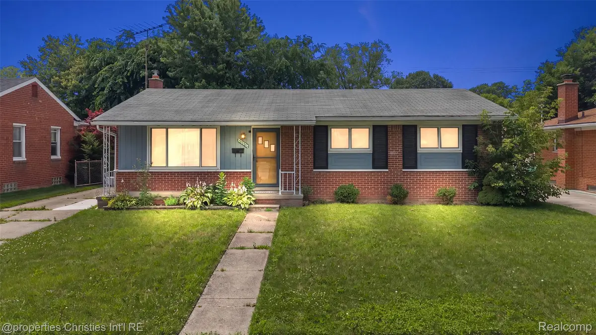 9961 Merriman Road, Livonia, MI 48150 - #1