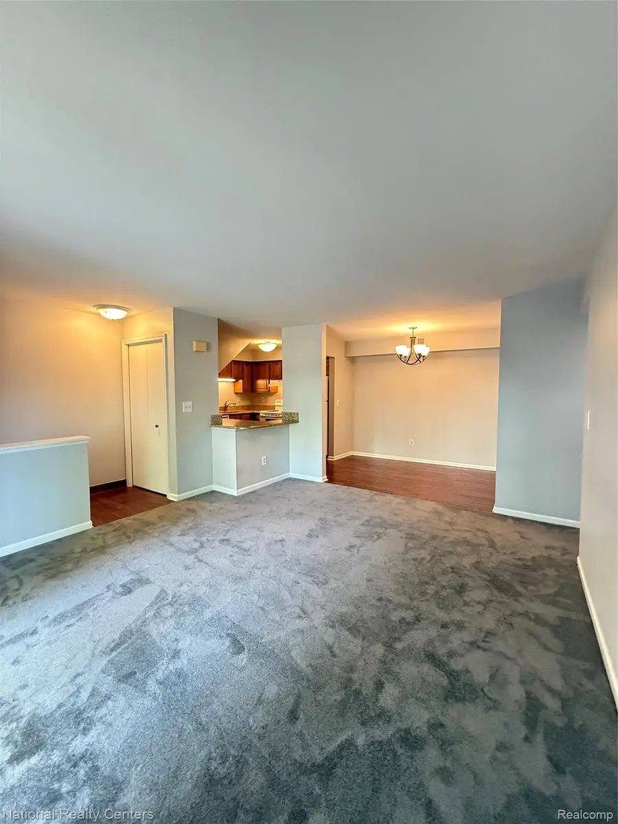 212 Pinewood Drive #22, Plymouth, MI 48170 - #3