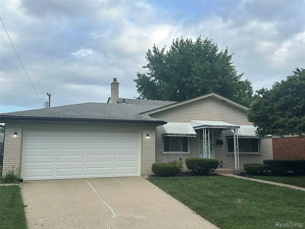 32812 Columbus Drive, Warren, MI 48088 - #1