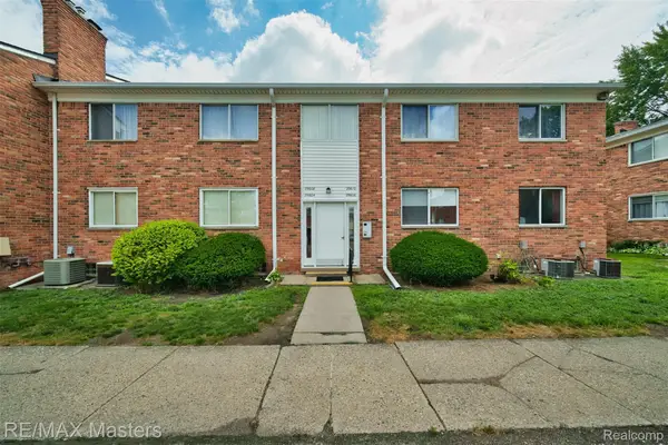 29606 Hoover Road #606, Warren, MI 48093