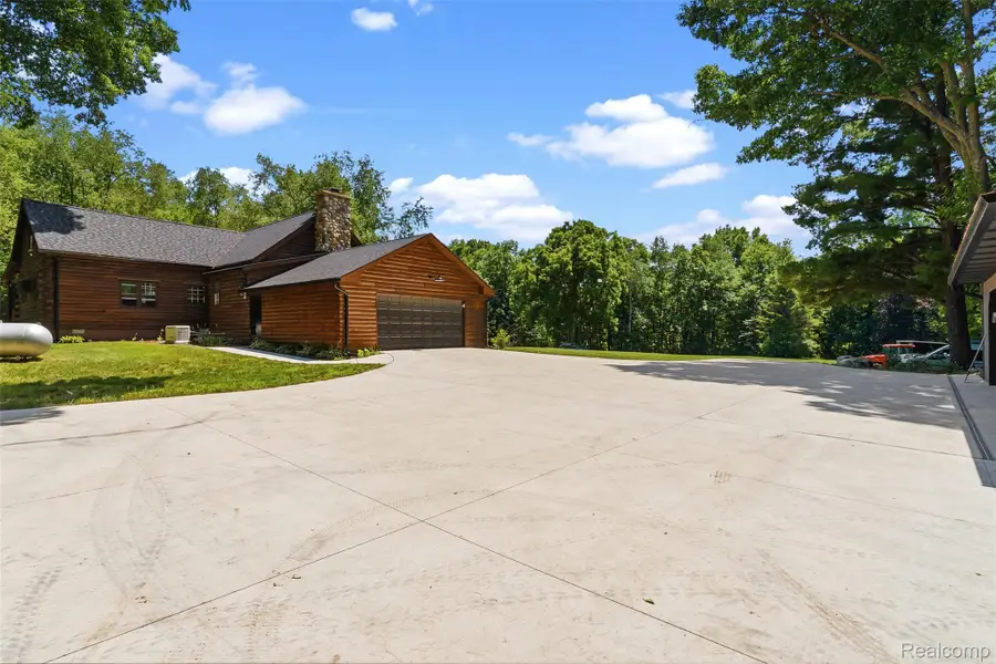 3656 Stanley Road, Columbiaville, MI 48421 - #2