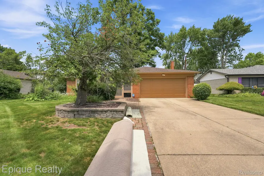 21810 Winchester Street, Southfield, MI 48076 - #2