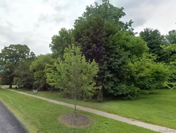 600 N 4th Street, Chesaning, MI 48616