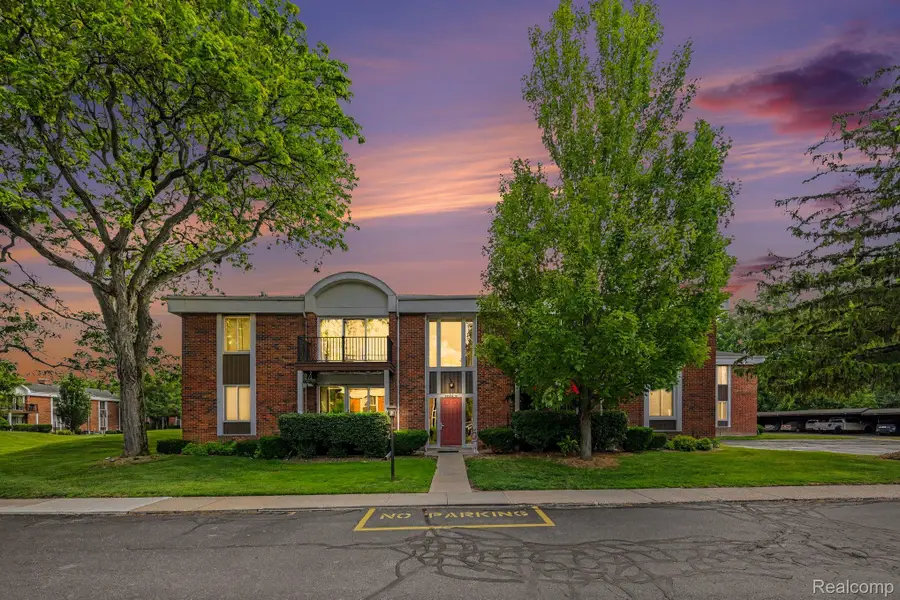 29508 Bobrich Street #19, Livonia, MI 48152 - #3