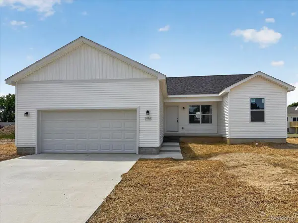 3156 Daisy Way Way, Burton, MI 48519