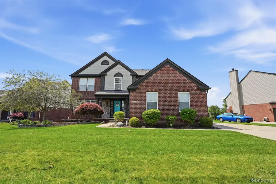 24774 Summer Lane, Flat Rock, MI 48134 - #2