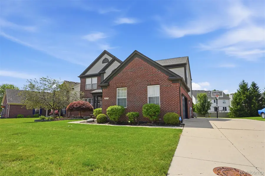 24774 Summer Lane, Flat Rock, MI 48134 - #3