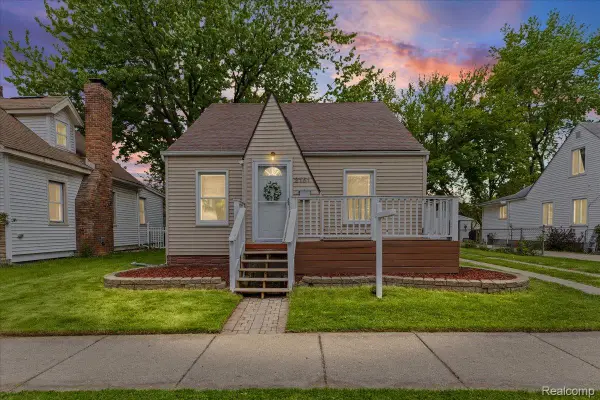 2151 Orchard Street, Ferndale, MI 48220