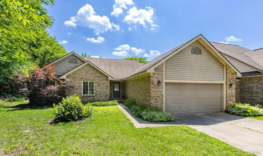 312 Reid Road, Highland, MI 48357 - #2