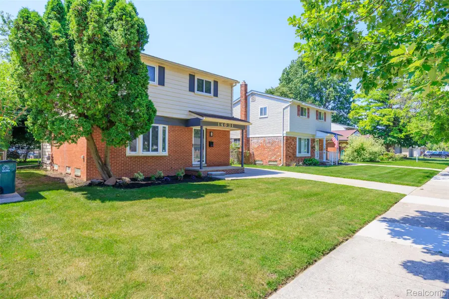 14631 Labelle Street, Oak Park, MI 48237 - #3