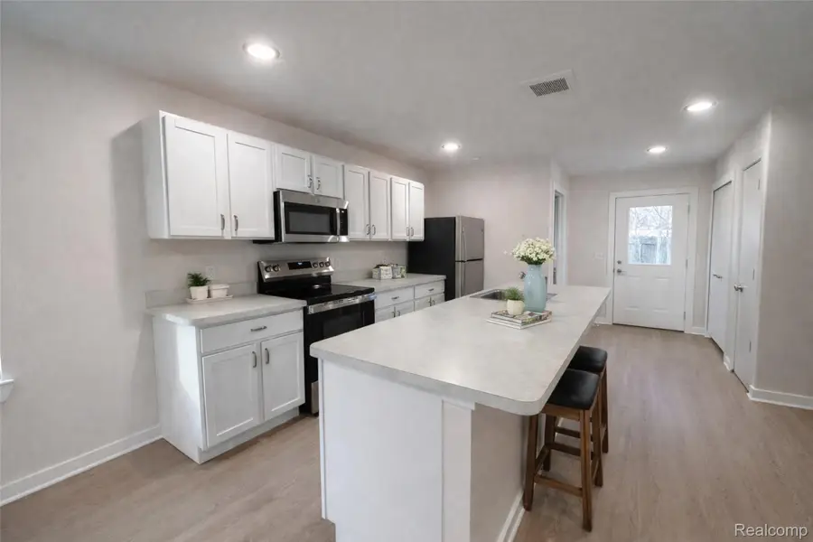 223 N Grove Street #5, Ypsilanti, MI 48198 - #3
