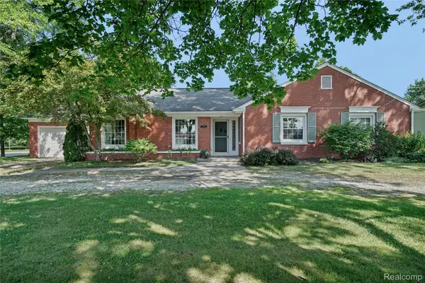 3150 Davison Road, Lapeer, MI 48446