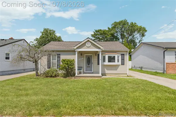 23137 E 13 Mile Road, StClairShores, MI 48082