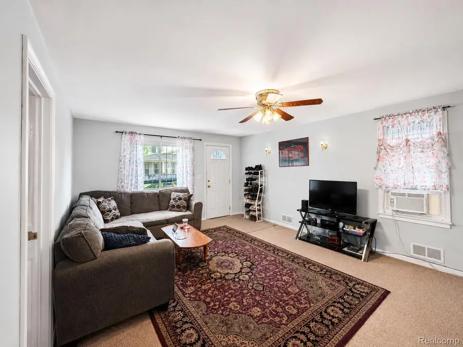 2461 Andrus Street, Hamtramck, MI 48212 - #3