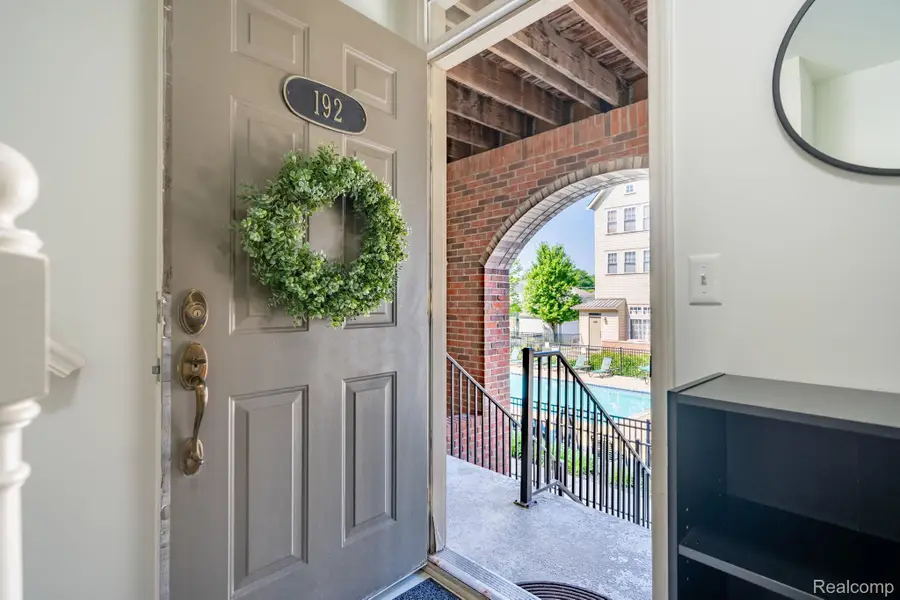 192 Amys Walk, Auburn Hills, MI 48326 - #3