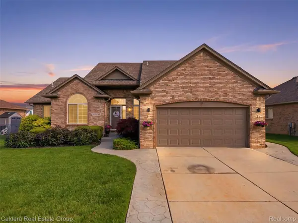 22449 Bluewater Drive, Macomb, MI 48044