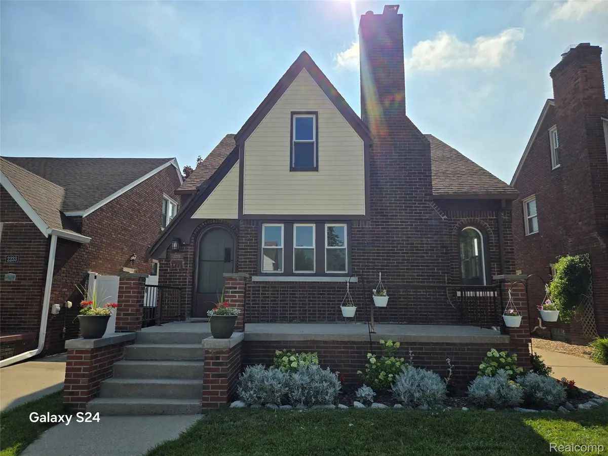 2239 22nd Street, Wyandotte, MI 48192 - #1