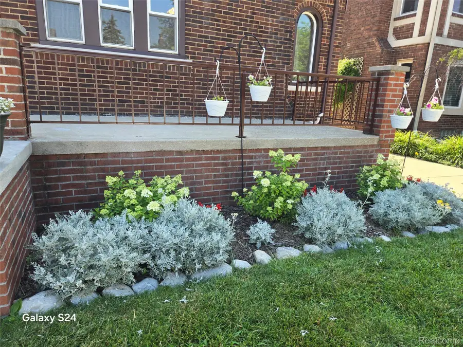 2239 22nd Street, Wyandotte, MI 48192 - #3