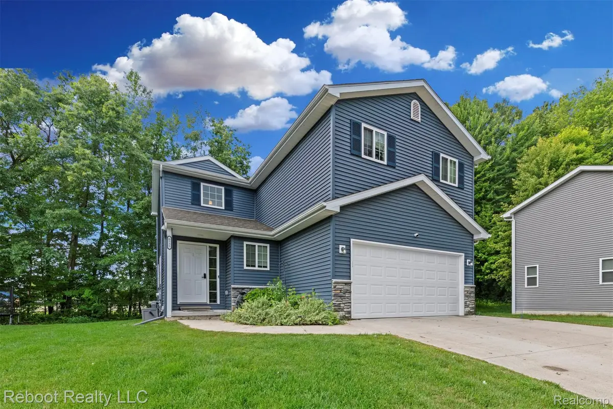 6555 Skylar Lane, Waterford, MI 48327 - #1