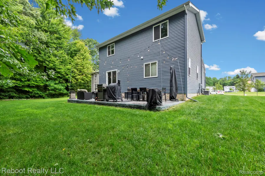 6555 Skylar Lane, Waterford, MI 48327 - #2