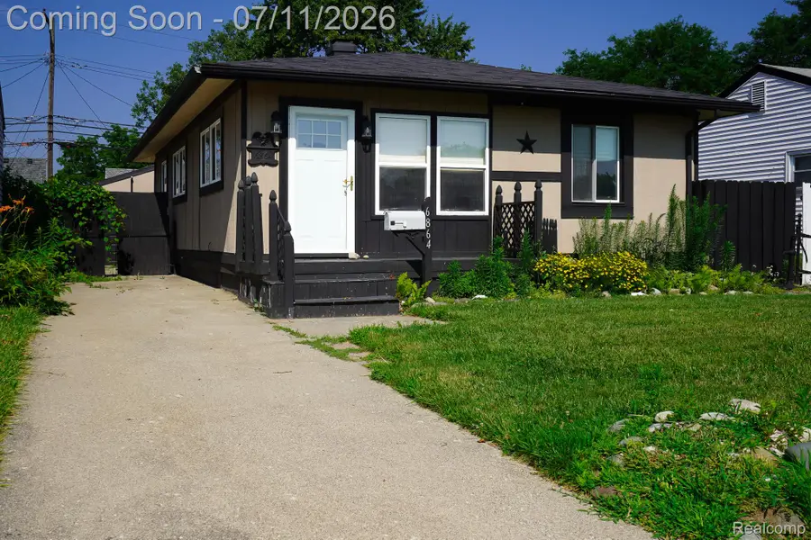 6864 Cornell Street, Taylor, MI 48180 - #2