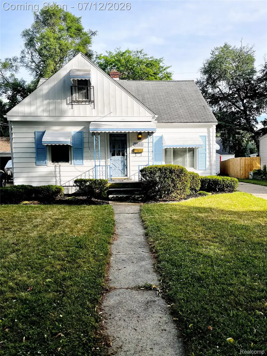 2406 Gold Avenue, Flint, MI 48503 - #2