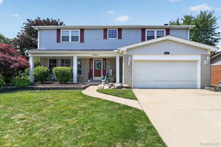 14838 Williams Court, Rockwood, MI 48173 - #2