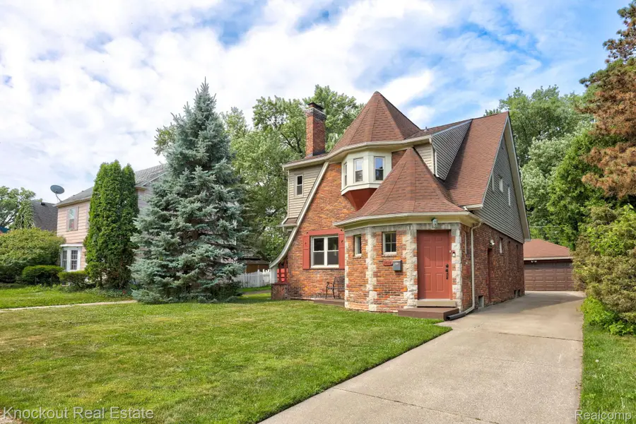 1018 Kensington Avenue, Flint, MI 48503 - #2