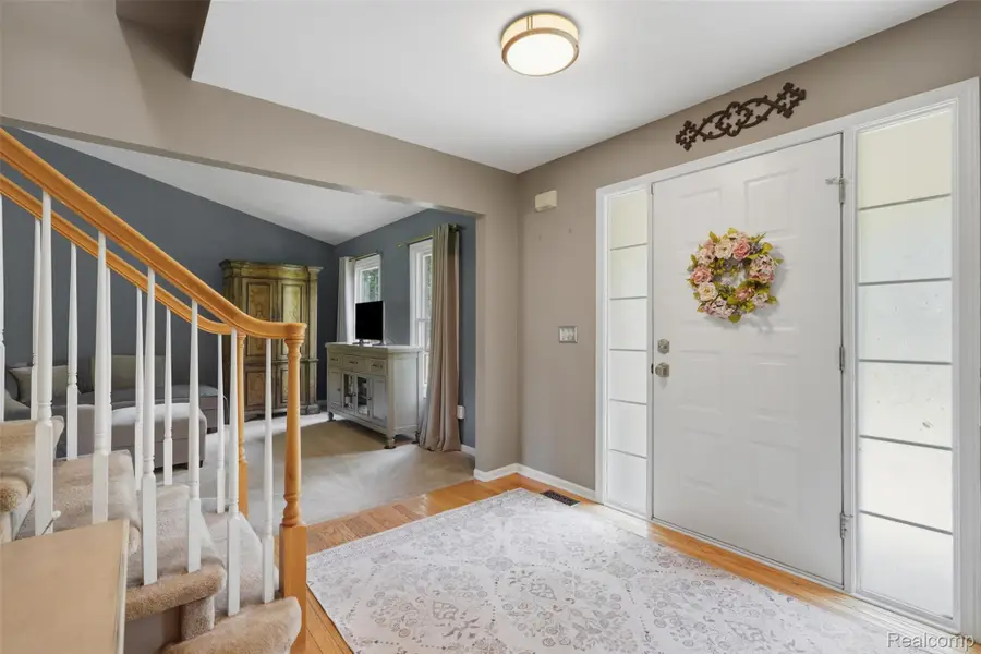 4110 Castlewood Drive, Wixom, MI 48393 - #2