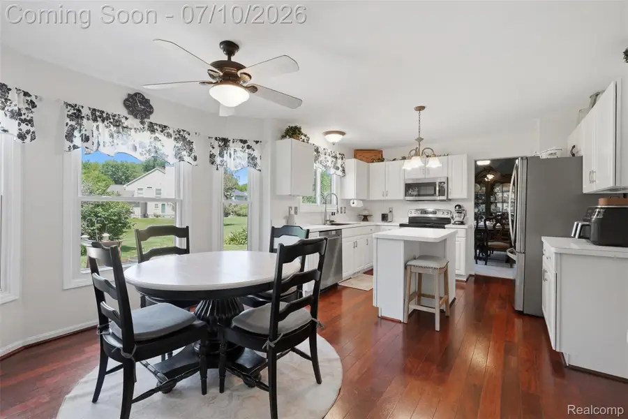 4110 Castlewood Drive, Wixom, MI 48393 - #3