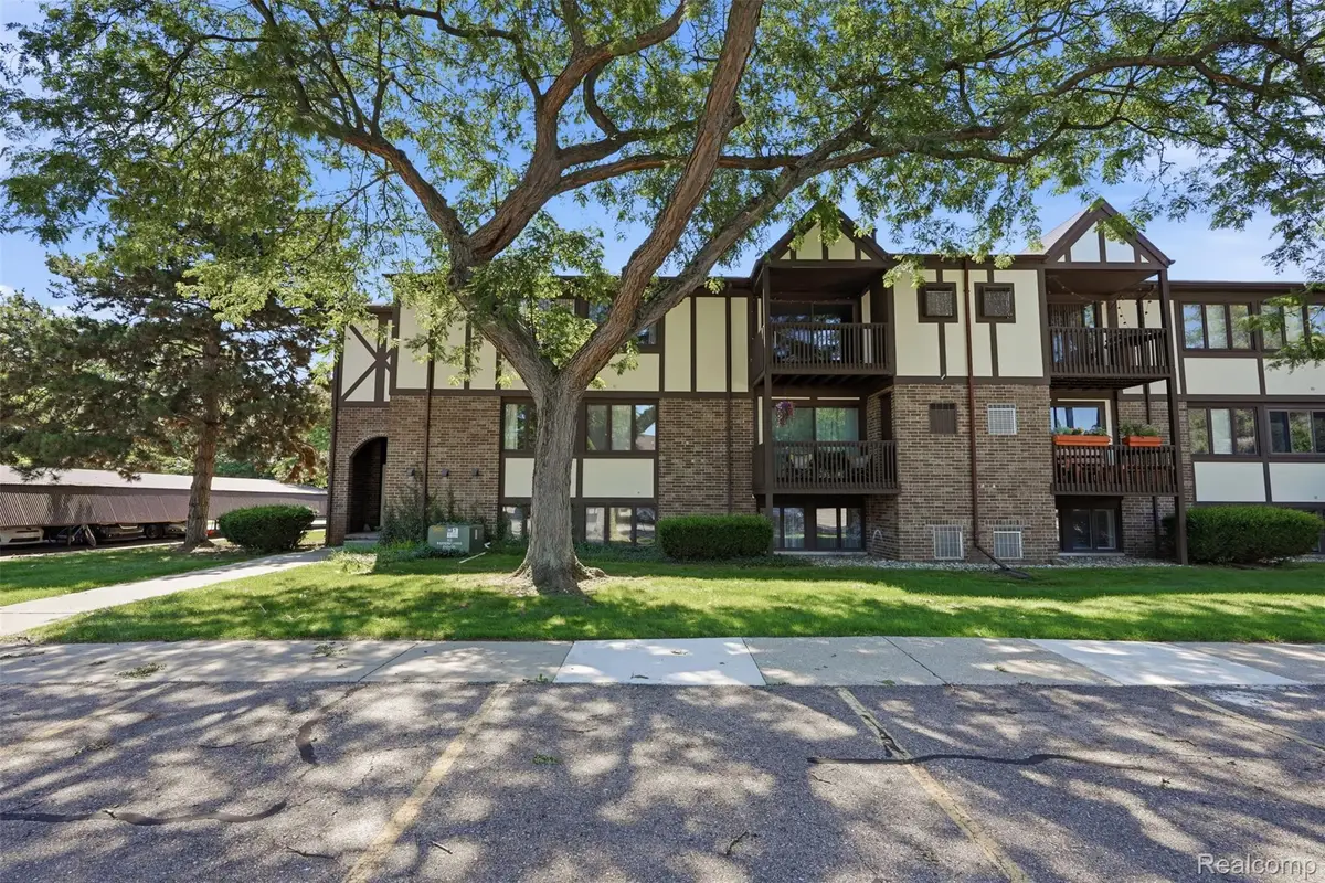 6160 Innkeepers Court #69, East Lansing, MI 48823 - #1
