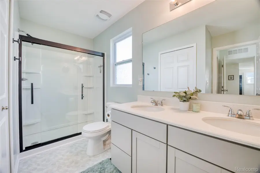 10125 Swan Lake Circle, Ypsilanti, MI 48197 - #3