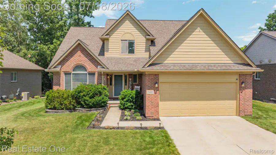 21053 Oak Ridge Drive, Clinton, MI 48036 - #2