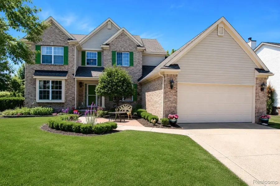 5363 Mill Race Way, Commerce Township, MI 48382 - #3